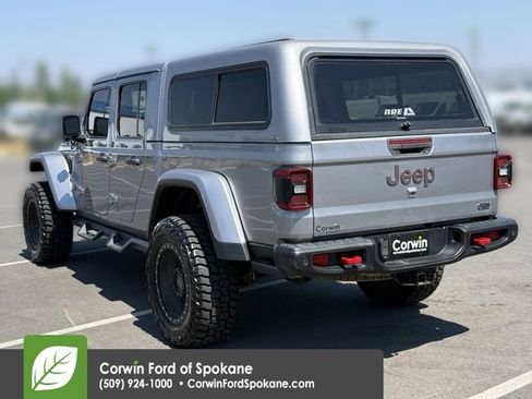 Used 2020 Jeep Gladiator Rubicon w/ Advanced Safety Group AWD/4WD image 16