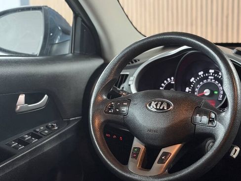 Used 2016 Kia Sportage LX AWD/4WD image 5