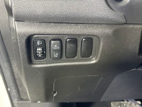 Used 2018 Mitsubishi Outlander Sport SEL image 19