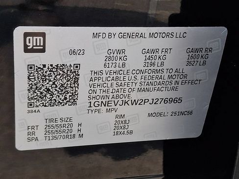 Used 2023 Chevrolet Traverse RS AWD/4WD image 28