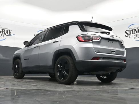 Used 2021 Jeep Compass Latitude FWD image 39