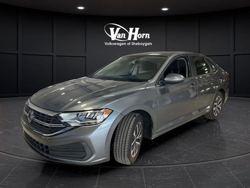 Used 2024 Volkswagen Jetta S FWD image 3