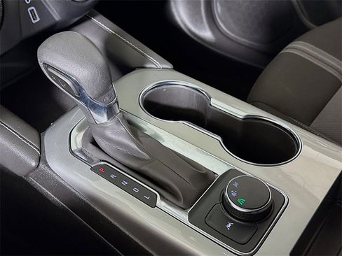 Used 2025 Chevrolet Blazer LT image 14