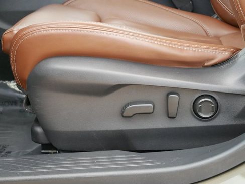 Used 2020 Subaru Outback Touring XT image 13