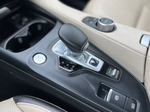 Used 2022 INFINITI QX50 Luxe w/ Cargo Package image 17