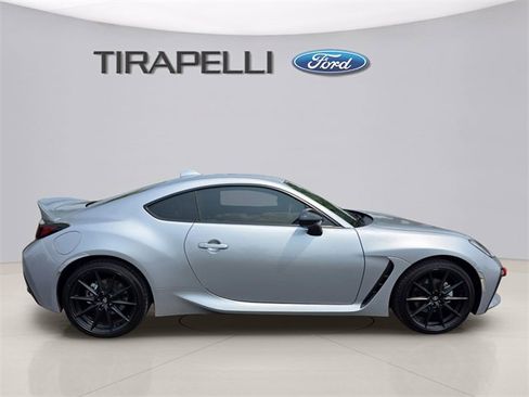 Used 2023 Toyota GR86 Premium w/ ALL Weather Mat Package (TMS) image 6