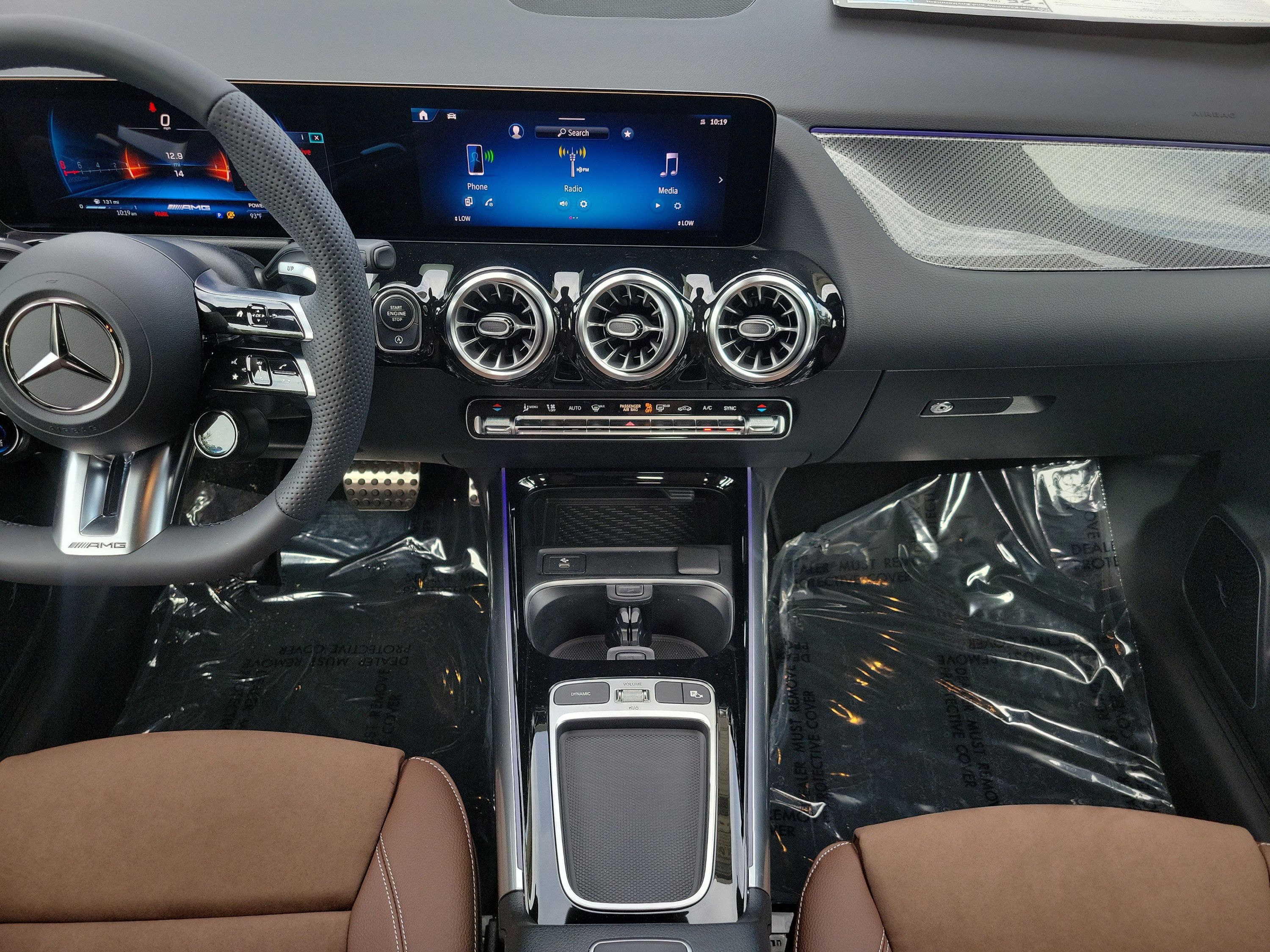 New 2026 Mercedes-Benz GLA 35 AMG 4MATIC image 14