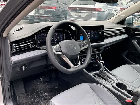 New 2026 Volkswagen Jetta SEL image 8