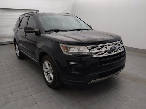 Used 2019 Ford Explorer XLT w/ Class III Trailer Tow Package image 13