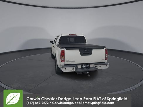 Used 2018 Nissan Frontier SV w/ Value Truck Package RWD image 12