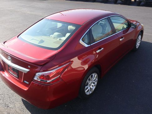 Used 2013 Nissan Altima 2.5 S image 13