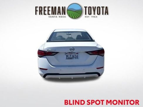 Used 2024 Nissan Sentra S w/ Lighting Package FWD image 6