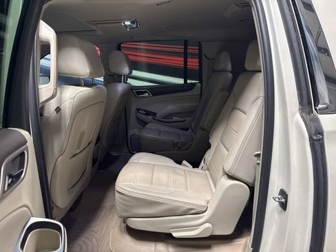 Used 2015 GMC Yukon XL Denali w/ Premium Package AWD/4WD image 16