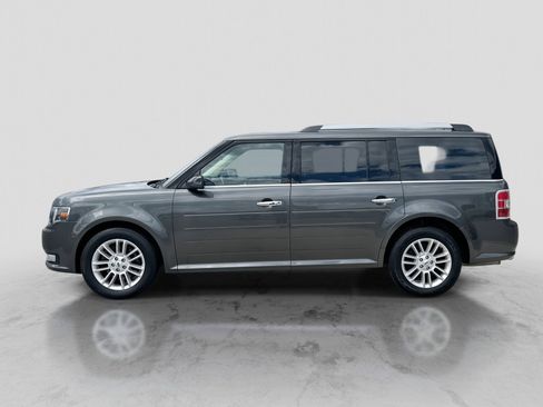 Used 2019 Ford Flex SEL w/ Equipment Group 202A AWD/4WD image 3