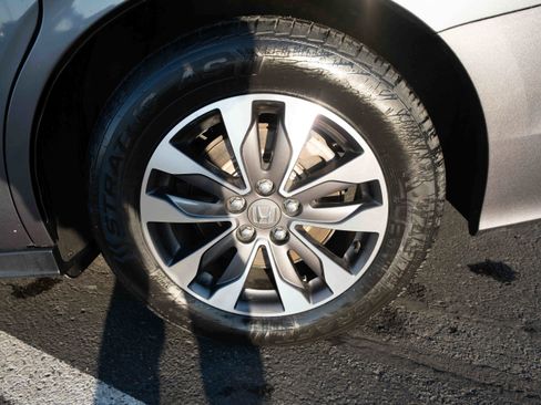 Used 2024 Honda Odyssey EX-L image 30