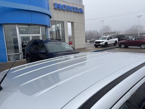 Used 2014 Ford Edge Limited w/ Driver Entry Package image 13