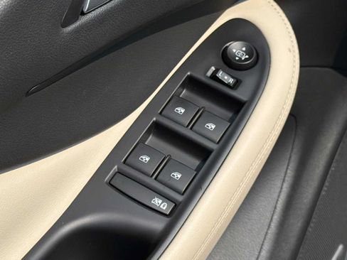 Used 2016 Buick Envision Premium AWD/4WD image 16