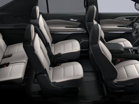 New 2026 Chevrolet Traverse LT w/ LPO, Floor Liner Package AWD/4WD image 26