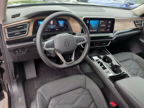 Used 2026 Volkswagen Atlas SE AWD/4WD image 11