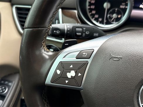 Used 2014 Mercedes-Benz ML 350 4MATIC image 22