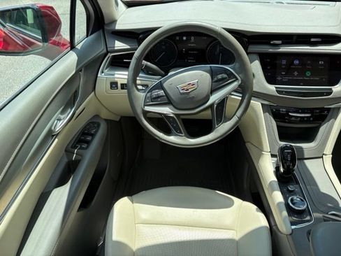 Certified 2023 Cadillac XT5 Premium Luxury w/ Technology Package AWD/4WD image 19