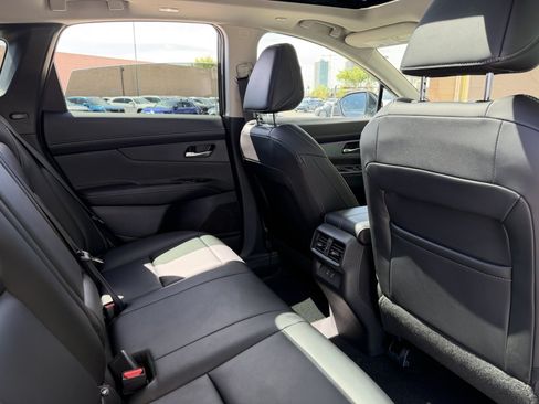 Used 2025 Nissan Murano SL AWD/4WD image 40
