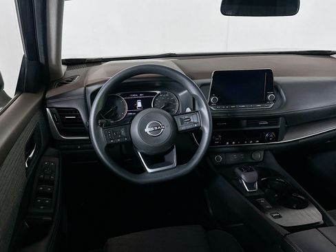 Used 2023 Nissan Rogue SV FWD image 17