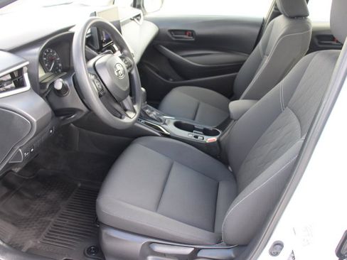 Certified 2025 Toyota Corolla LE image 11