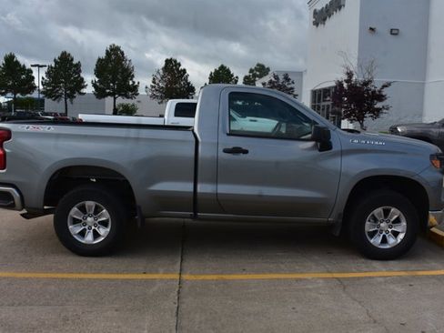 Used 2025 Chevrolet Silverado 1500 W/T w/ Trailering Package AWD/4WD image 4