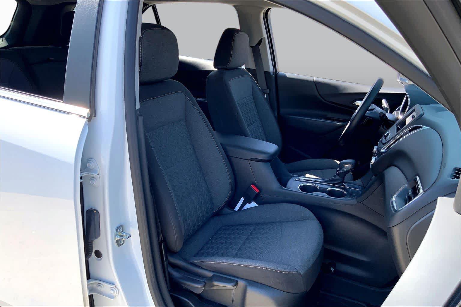 Certified 2023 Chevrolet Equinox LT FWD image 9