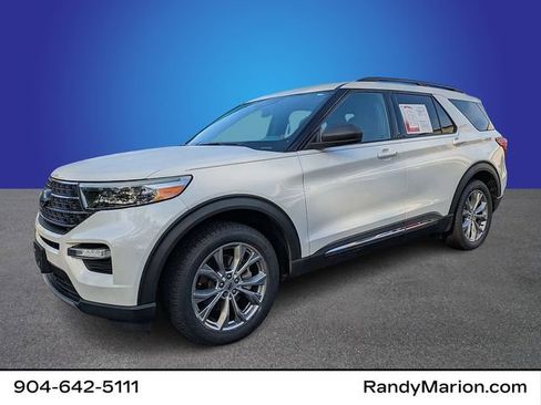 Used 2020 Ford Explorer XLT w/ Equipment Group 202A RWD image 1