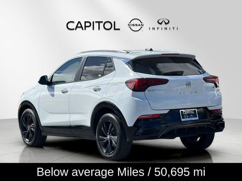 Used 2024 Buick Encore GX Sport Touring image 3