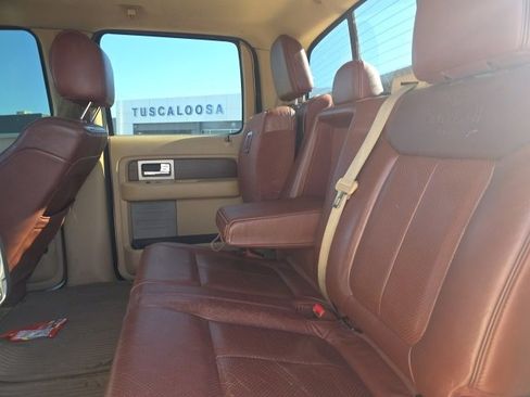 Used 2014 Ford F150 King Ranch w/ King Ranch Luxury Package image 10