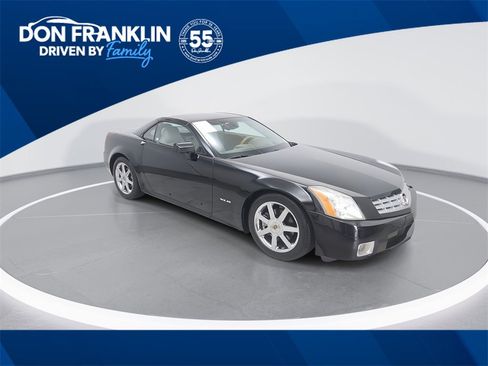 Used 2004 Cadillac XLR image 1
