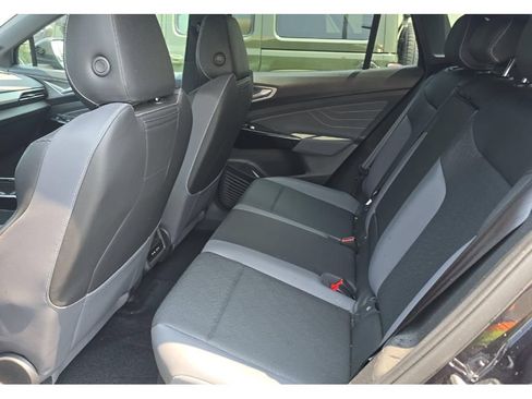 Used 2023 Volkswagen ID.4 Pro S Plus AWD/4WD image 6