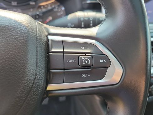 Used 2022 Jeep Compass Latitude w/ Sun and Sound Group AWD/4WD image 26