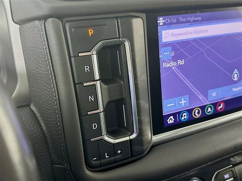 Used 2021 GMC Yukon Denali w/ Denali Premium Package image 17