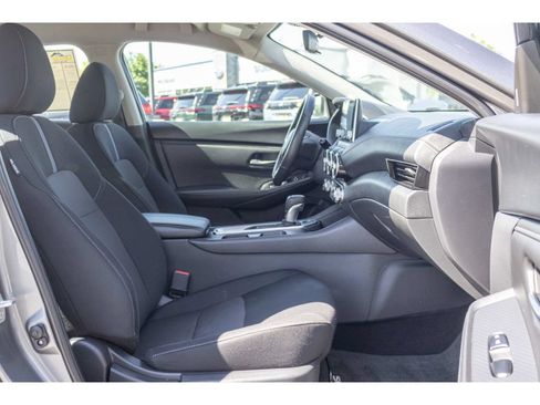 Used 2024 Nissan Sentra SV w/ All-Weather Package FWD image 11