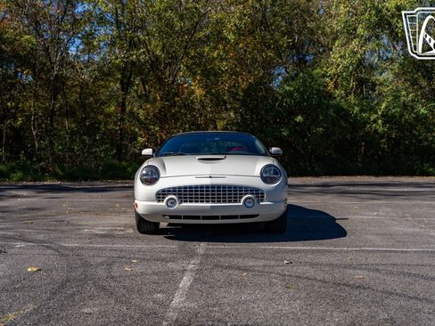 Used 2002 Ford Thunderbird image 3