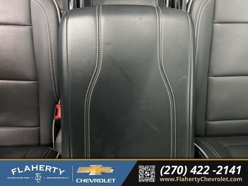 Used 2025 Chevrolet Silverado EV LT image 30