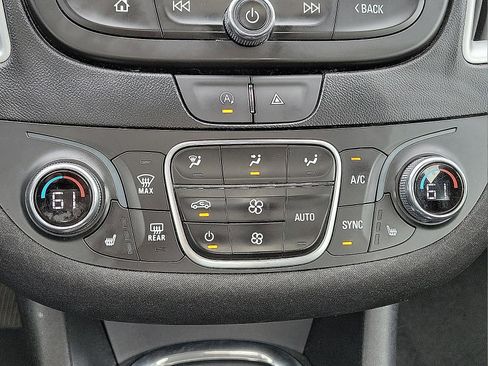 Used 2023 Chevrolet Malibu LT image 15