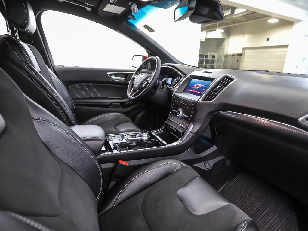 Used 2019 Ford Edge ST w/ Equipment Group 401A AWD/4WD image 31