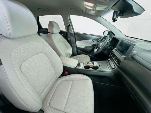 Used 2023 Hyundai Kona SE w/ Cargo Package image 28