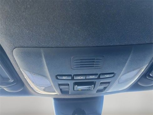 Used 2022 Toyota Corolla SE w/ SE Premium Package image 27