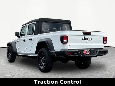 Used 2022 Jeep Gladiator Sport w/ Trailer Tow Package AWD/4WD image 4