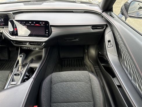 Used 2025 Dodge Charger R/T w/ Quick Order Package 25M R/T image 17