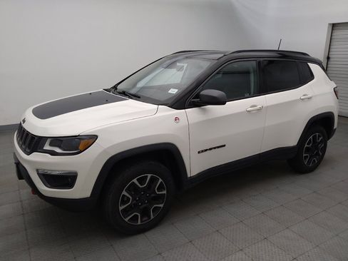 Used 2018 Jeep Compass Trailhawk w/ Leather Interior Group AWD/4WD image 2