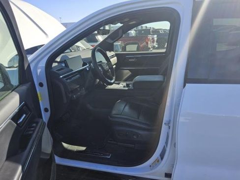 Used 2025 GMC Sierra EV Denali AWD/4WD image 16