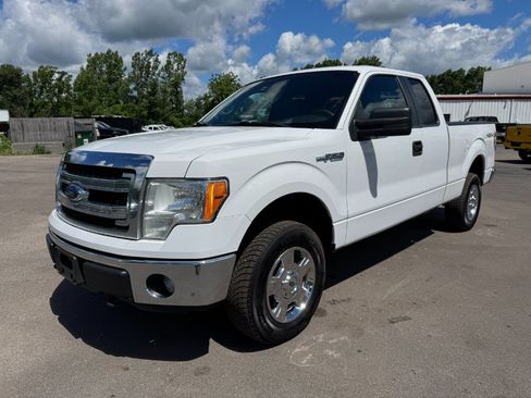 Used 2014 Ford F150 XLT w/ Trailer Tow Package AWD/4WD image 1