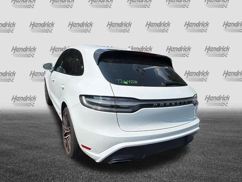 Used 2023 Porsche Macan AWD/4WD image 11